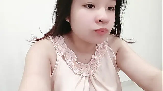 Milajinxi online show from May 1, 2026, 12:48 am