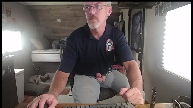 Snapshot of Di9ital069 chatting on October 25, 2025, 8:20 pm Di9ital069 online show from October 25, 2025, 8:20 pm