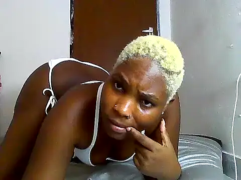 Snapshot of SexyKimberly23 chatting on November 17, 2025, 12:42 pm SexyKimberly23 online show from November 17, 2025, 12:42 pm