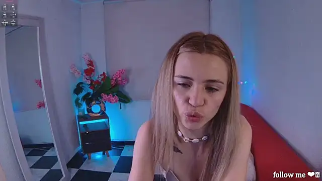 Lucy Princes online show from March 4, 2026, 8:44 am