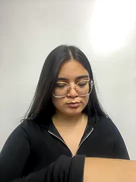 CamilaSofiia online show from October 22, 2025, 7:57 pm