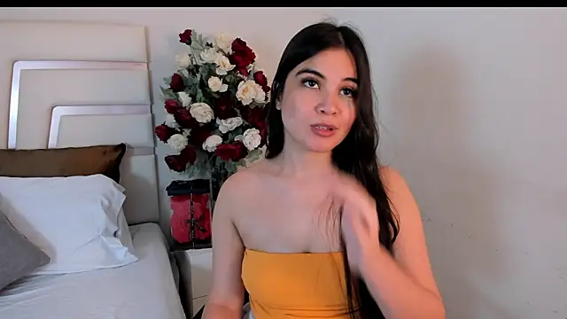 CamilaSofiia online show from February 25, 2025, 11:04 pm