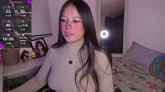 Lexie Thompson10 online show from October 14, 2025, 11:14 pm