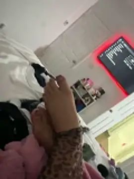 Snapshot of funnynessa69 chatting on November 5, 2025, 11:52 pm funnynessa69 online show from November 5, 2025, 11:52 pm