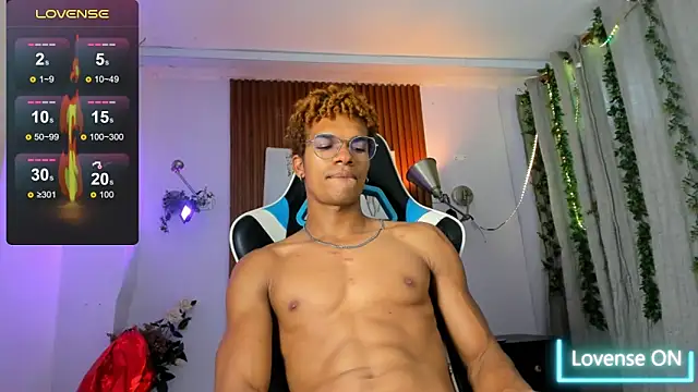 Snapshot of bigxx0 chatting on October 24, 2025, 2:10 am bigxx0 online show from October 24, 2025, 2:10 am