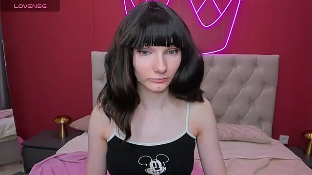 Lili flowerr online show from February 27, 2025, 7:19 am