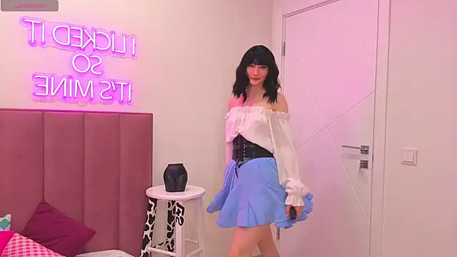 Lili flowerr online show from October 4, 2025, 11:45 am