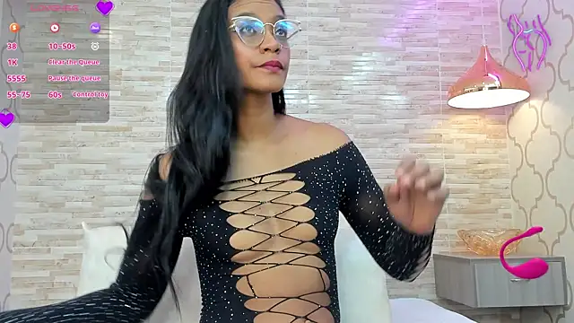 Snapshot of ZoeSmitth chatting on November 26, 2025, 11:43 am ZoeSmitth online show from November 26, 2025, 11:43 am