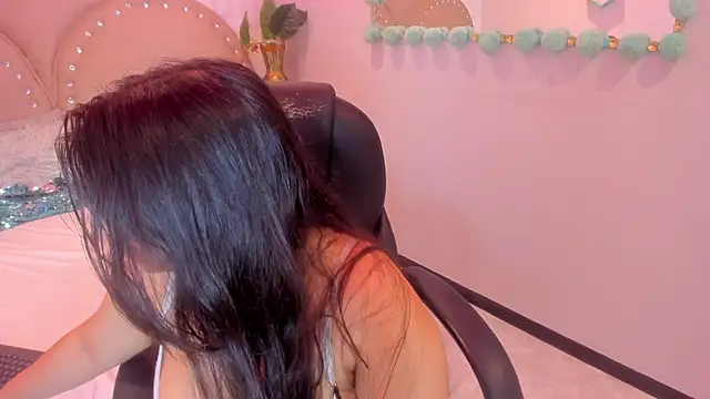 Snapshot of Miia_Thompsonn chatting on November 18, 2025, 3:21 am Miia Thompsonn online show from November 18, 2025, 3:21 am