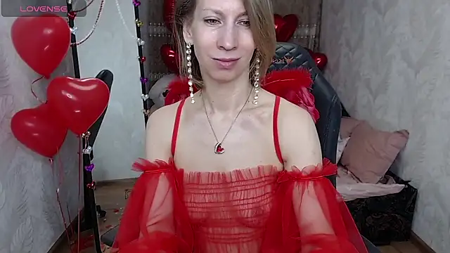 AdrianaSea online show from February 13, 2026, 3:28 am