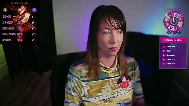 Snapshot of Harleybelladson chatting on December 2, 2025, 12:33 am Harleybelladson online show from December 2, 2025, 12:33 am