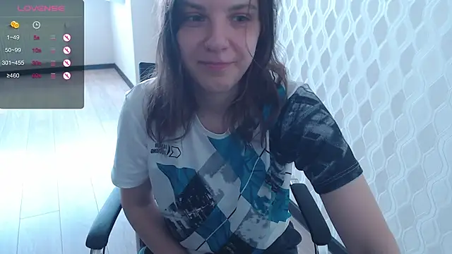 LisaHeart online show from May 14, 2026, 10:34 am