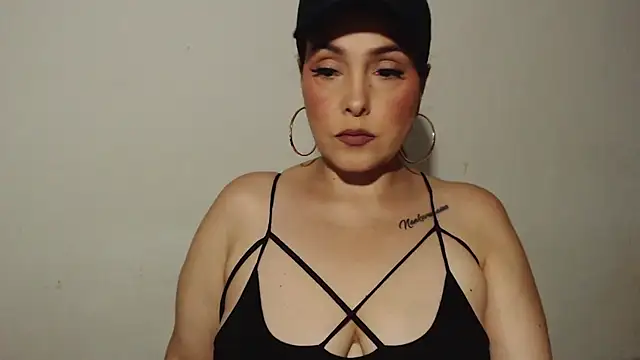 Snapshot of Miss_Agatha chatting on October 12, 2025, 10:00 pm Miss Agatha online show from October 12, 2025, 10:00 pm