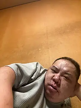 Snapshot of punk0805 chatting on October 19, 2025, 5:48 pm punk0805 online show from October 19, 2025, 5:48 pm