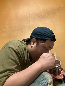 Snapshot of punk0805 chatting on October 7, 2025, 4:52 pm punk0805 online show from October 7, 2025, 4:52 pm