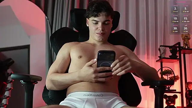 Max cortes1 online show from January 9, 2026, 12:06 am