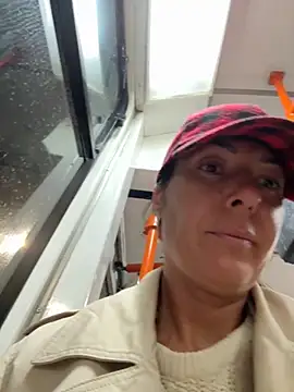 eveangelll online show from October 15, 2025, 4:00 am