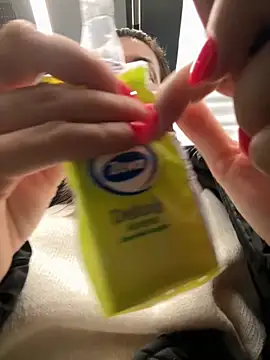 eveangelll online show from November 28, 2025, 4:56 am