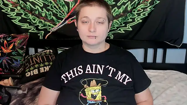 Snapshot of Chloenightmare chatting on October 29, 2025, 8:41 pm Chloenightmare online show from October 29, 2025, 8:41 pm