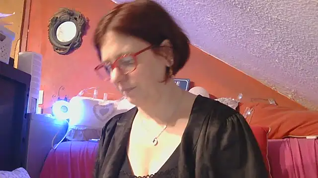 Snapshot of lanax chatting on May 6, 2026, 11:47 am lanax online show from May 6, 2026, 11:47 am