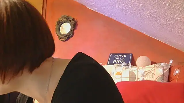 Snapshot of lanax chatting on April 21, 2026, 2:56 pm lanax online show from April 21, 2026, 2:56 pm