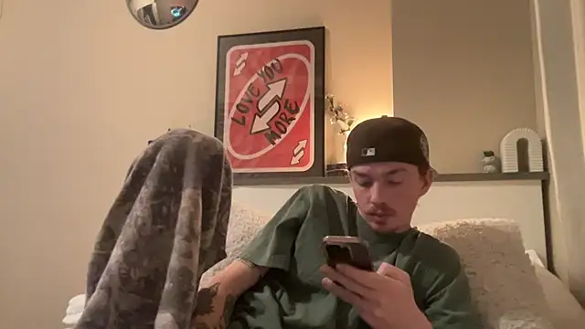 Snapshot of younghungginger chatting on December 5, 2024, 11:45 pm younghungginger online show from December 5, 2024, 11:45 pm