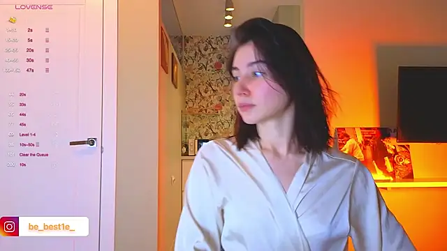 Snapshot of Vostok-6 chatting on January 24, 2025, 10:53 am Vostok-6 online show from January 24, 2025, 10:53 am