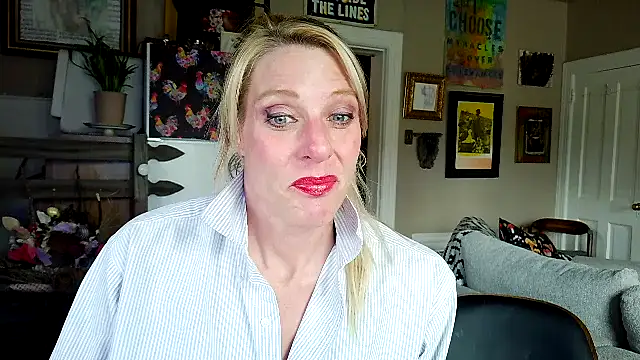 Glamazonx online show from April 28, 2026, 7:07 pm