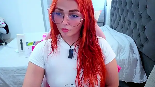 Alexatexa2929 online show from June 27, 2026, 9:32 pm