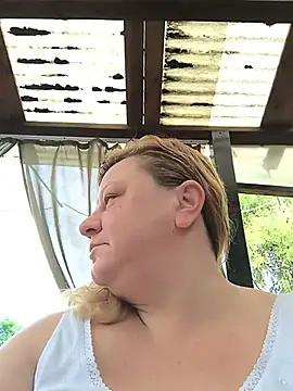 Snapshot of jusichka chatting on June 26, 2026, 6:41 am jusichka online show from June 26, 2026, 6:41 am
