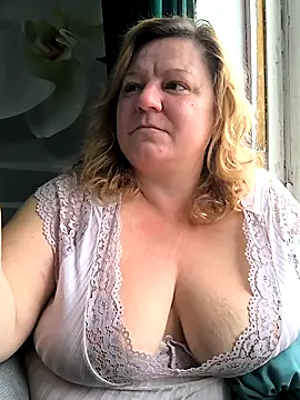 jusichka online show from October 16, 2025, 6:43 am