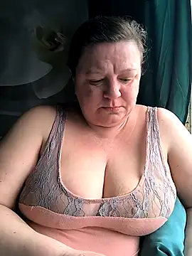 jusichka online show from February 25, 2026, 8:47 am