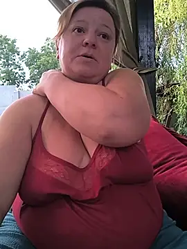 Snapshot of jusichka chatting on July 30, 2026, 5:45 pm jusichka online show from July 30, 2026, 5:45 pm