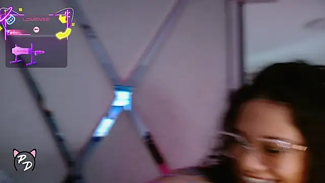 paula daniela1 online show from May 4, 2026, 10:34 pm
