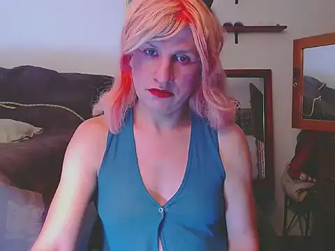 Snapshot of LorenJade chatting on May 8, 2026, 7:45 am LorenJade online show from May 8, 2026, 7:45 am