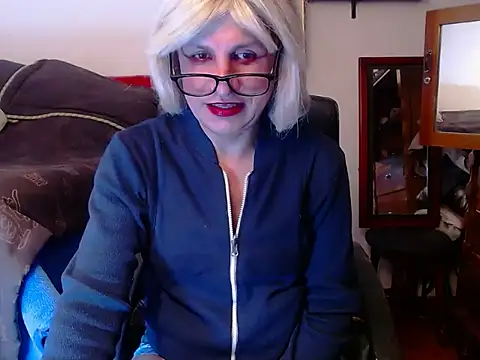 LorenJade online show from April 26, 2026, 10:01 am