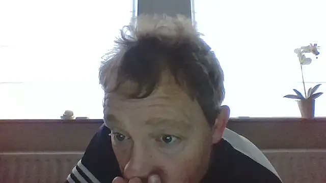 Snapshot of bertolini chatting on March 7, 2026, 7:37 am bertolini online show from March 7, 2026, 7:37 am