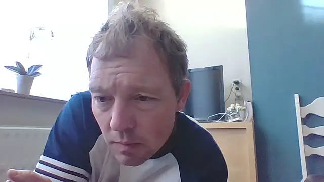 Snapshot of bertolini chatting on March 15, 2026, 7:48 am bertolini online show from March 15, 2026, 7:48 am