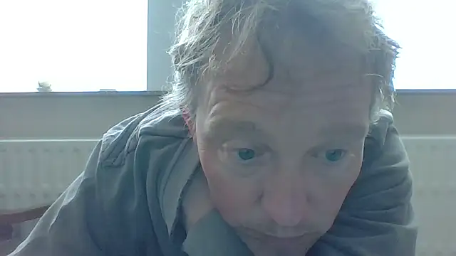 bertolini online show from May 11, 2026, 1:01 pm