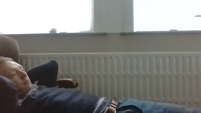 Snapshot of bertolini chatting on February 15, 2026, 4:17 pm bertolini online show from February 15, 2026, 4:17 pm