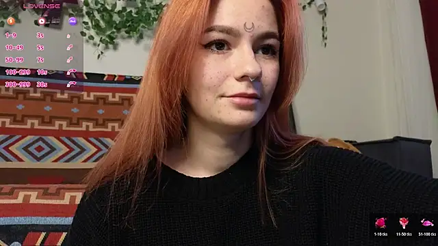 Snapshot of girl_with_snaketatto0 chatting on November 27, 2025, 4:02 am girl with snaketatto0 online show from November 27, 2025, 4:02 am