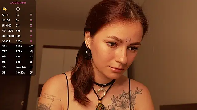 girl with snaketatto0 online show from April 19, 2026, 2:34 am