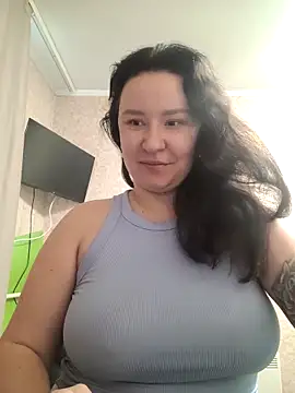 Snapshot of AlexaLexie chatting on November 13, 2025, 9:35 am AlexaLexie online show from November 13, 2025, 9:35 am