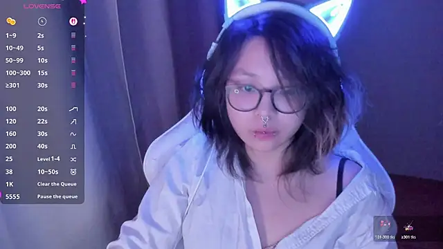 Snapshot of maydaykimmy chatting on April 17, 2026, 10:12 pm maydaykimmy online show from April 17, 2026, 10:12 pm