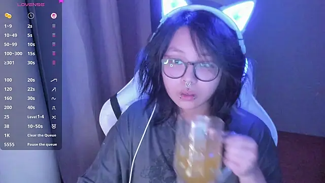 Snapshot of maydaykimmy chatting on April 10, 2026, 9:44 pm maydaykimmy online show from April 10, 2026, 9:44 pm