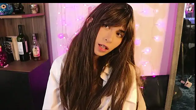 Snapshot of _lucy_white_ chatting on December 9, 2024, 2:02 am lucy white online show from December 9, 2024, 2:02 am