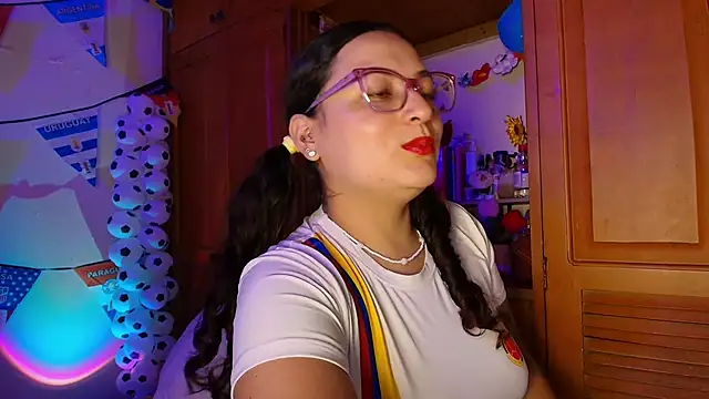 Snapshot of eva_rosse69 chatting on June 27, 2026, 12:22 pm eva rosse69 online show from June 27, 2026, 12:22 pm