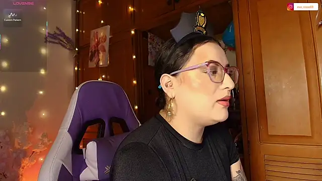 eva rosse69 online show from April 26, 2026, 12:13 pm