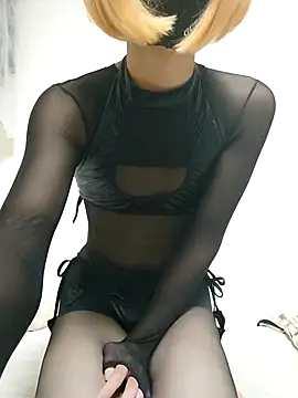 dmmsuzu95 online show from September 23, 2025, 7:04 am