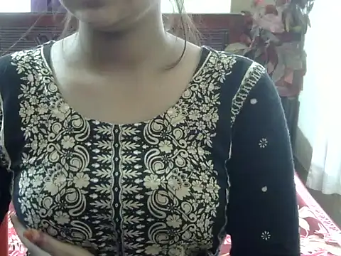 Horny desigirl online show from September 17, 2025, 7:10 am